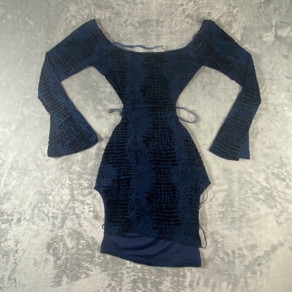 FASHION NOVA Mini Dress Womens Medium Blue Black Excellent Cut Out Bell Sleeve